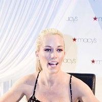 Kendra Wilkinson signing her book 'Being Kendra' | Picture 88152